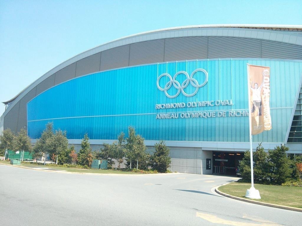 richmond-olympic-oval-british-columbia-vancouver-2010-olympics-hockey-rink
