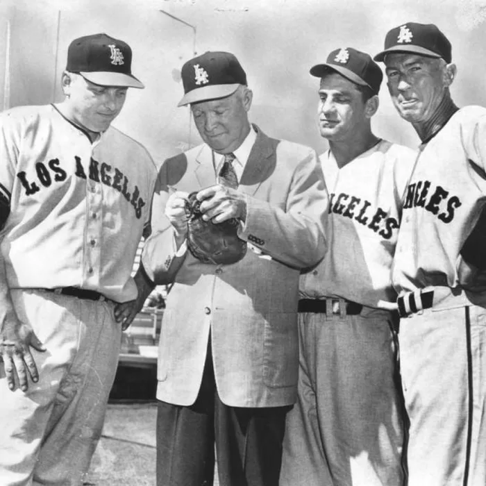 Steve-Bilko-LA-Angels-first-baseman-US-President-Eisenhower